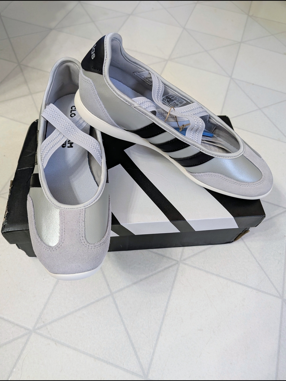 adidas Women's Barreda Mary Jane